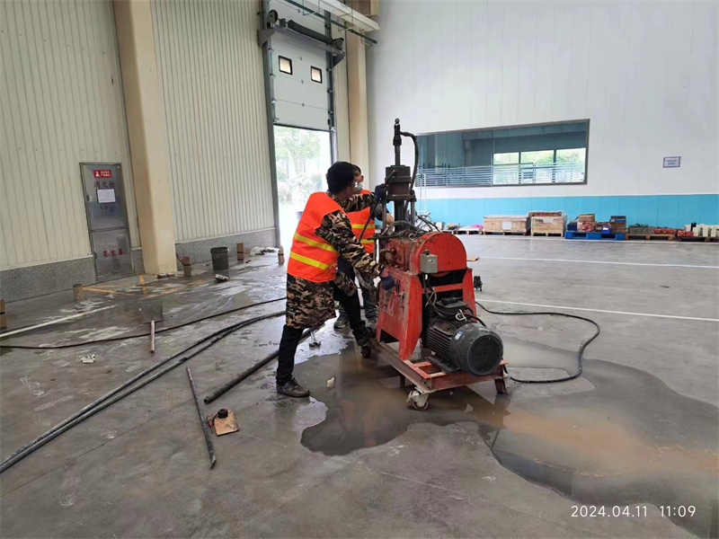 内丘厂房地面下沉塌陷注浆加固施工